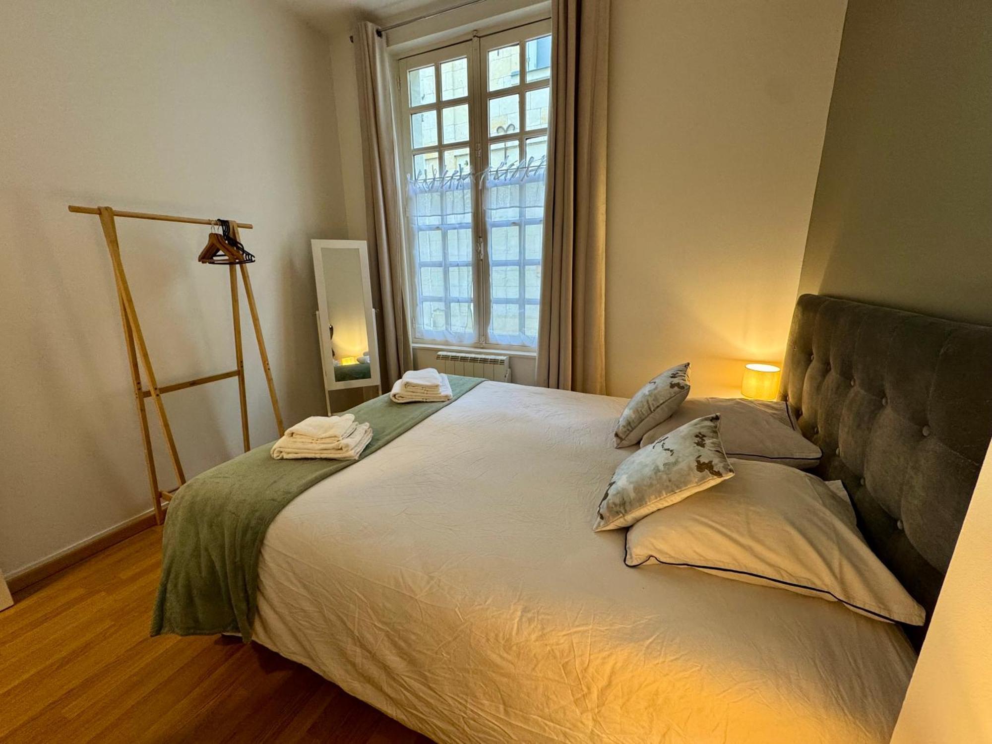 Les Lys D'Or Apartment Saumur Bagian luar foto